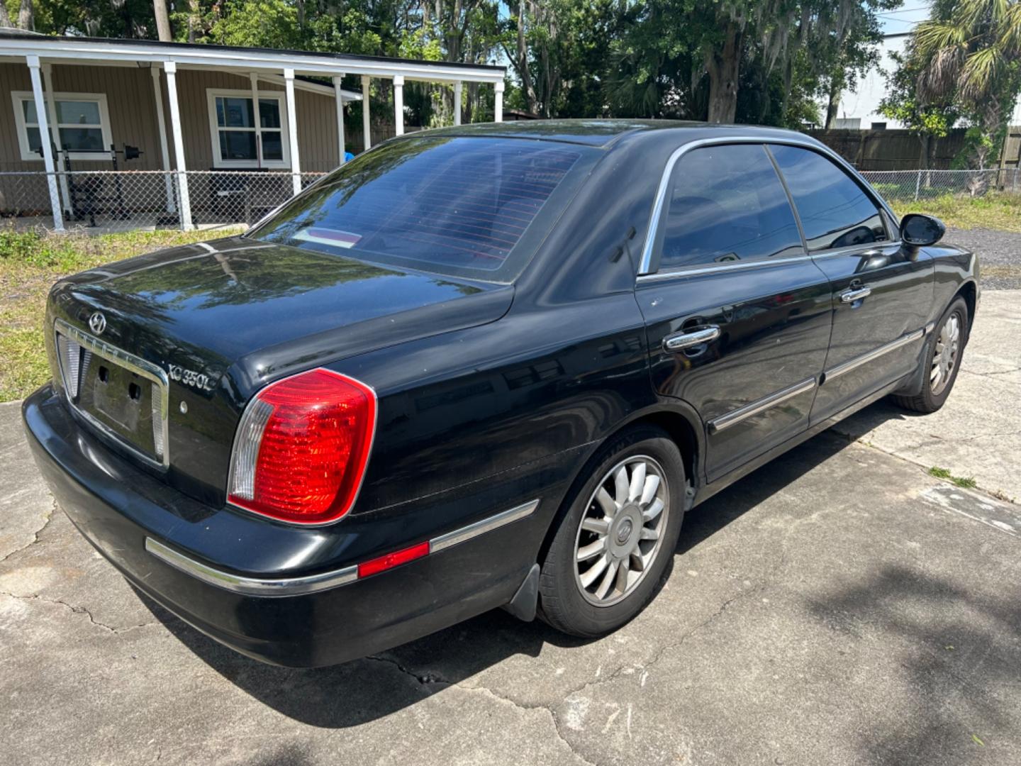 2004 Hyundai XG350 (KMHFU45EX4A) , located at 1758 Cassat Ave., Jacksonville, FL, 32210, (904) 384-2799, 30.286720, -81.730652 - *****$3500.00*****2004 HUYNDAI XG350*****ONLY 107,591 MILES!!!!! 4-DOOR AUTOMATIC TRANSMISSION LEATHER SUNROOF ALLOYS BLUTOOTH ICE COLD AIR CONDITIONING RUNS GREAT!! ASK ABOUT 50/50 FINANCING FOR THIS CAR CALL US NOW @ 904-384-2799 IT WON'T LAST LONG!! - Photo#3